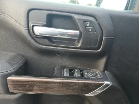 More photos of 2019 Chevrolet Silverado 1500 RST at Lakeway Auto Sales, TN