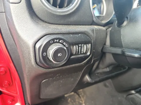 More photos of 2019 Jeep Wrangler Unlimited Sahara at Lakeway Auto Sales, TN