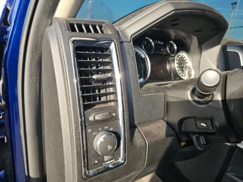 More photos of 2014 Ram 1500 Laramie at Lakeway Auto Sales, TN