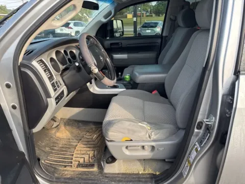 More photos of 2007 Toyota Tundra SR5 at Lakeway Auto Sales, TN