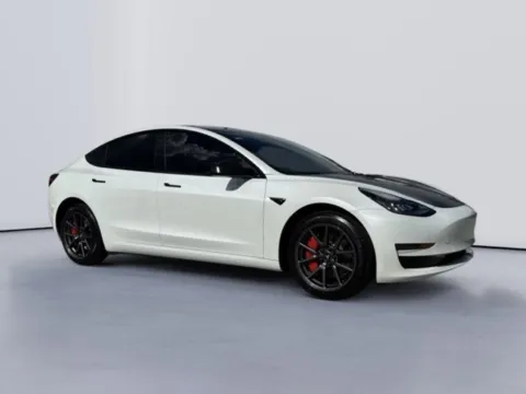 More photos of 2020 Tesla Model 3 Standard Range Plus at Lakeway Auto Sales, TN