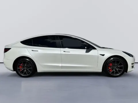 More photos of 2020 Tesla Model 3 Standard Range Plus at Lakeway Auto Sales, TN