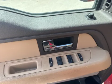 More photos of 2014 Ford F-150 XLT at Lakeway Auto Sales, TN