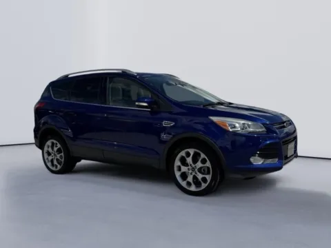 More photos of 2016 Ford Escape Titanium at Lakeway Auto Sales, TN