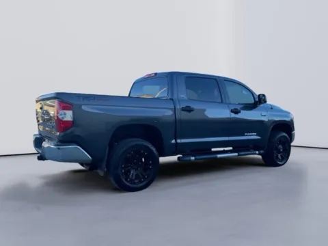 More photos of 2015 Toyota Tundra SR5 at Lakeway Auto Sales, TN