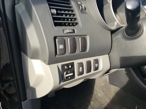More photos of 2015 Toyota Tacoma at Lakeway Auto Sales, TN