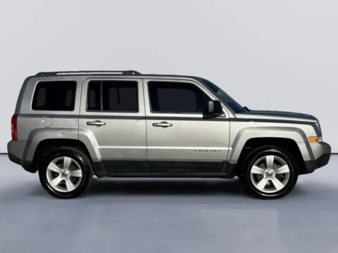 More photos of 2014 Jeep Patriot Latitude at Lakeway Auto Sales, TN