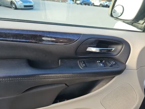 Another view of 2017 Dodge Grand Caravan SE for sale in Morristown, TN at Lakeway Auto Sales