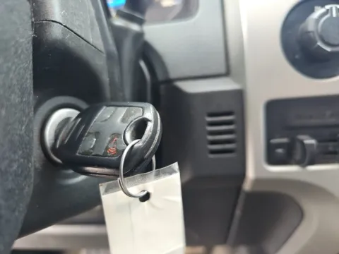 More photos of 2013 Ford F-150 XLT at Lakeway Auto Sales, TN