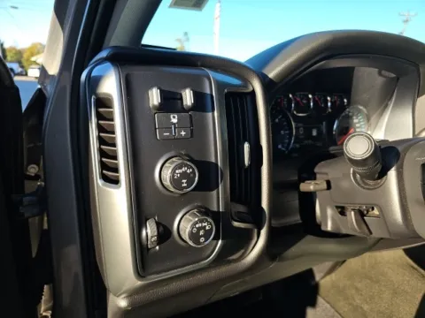 More photos of 2017 Chevrolet Silverado 1500 LT at Lakeway Auto Sales, TN
