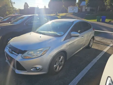 Photos of 2012 Ford Focus SE for sale in Morristown, TN at Lakeway Auto Sales