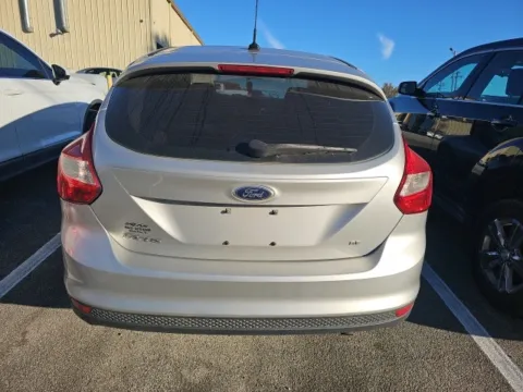 More photos of 2012 Ford Focus SE at Lakeway Auto Sales, TN