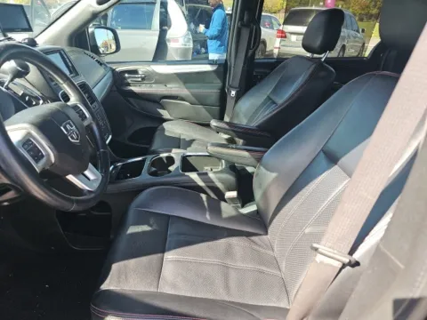 Photos of 2019 Dodge Grand Caravan GT for sale in Morristown, TN at Lakeway Auto Sales