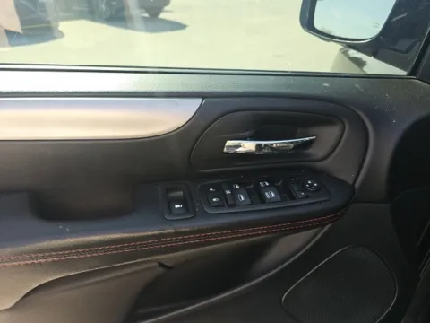 More photos of 2019 Dodge Grand Caravan GT at Lakeway Auto Sales, TN