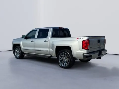 More photos of 2018 Chevrolet Silverado 1500 LTZ at Lakeway Auto Sales, TN