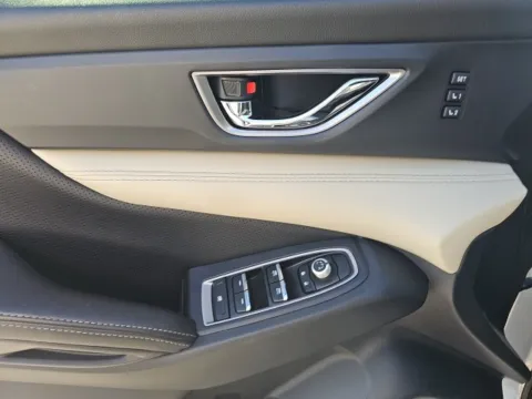 More photos of 2020 Subaru Ascent Limited at Lakeway Auto Sales, TN