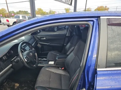 Photos of 2015 Toyota Camry SE for sale in Morristown, TN at Lakeway Auto Sales