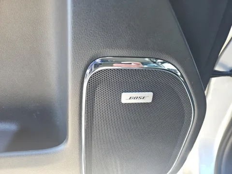 More photos of 2018 GMC Sierra 1500 SLT at Lakeway Auto Sales, TN