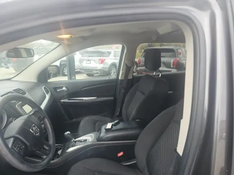 Photos of 2017 Dodge Journey SXT for sale in Morristown, TN at Lakeway Auto Sales