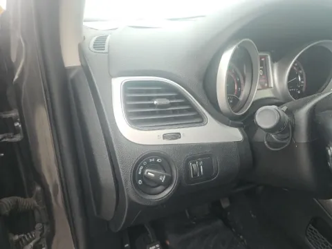 More photos of 2017 Dodge Journey SXT at Lakeway Auto Sales, TN