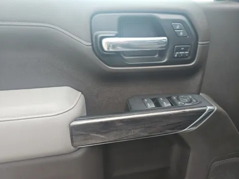 More photos of 2022 Chevrolet Silverado 1500 LTD LTZ at Lakeway Auto Sales, TN