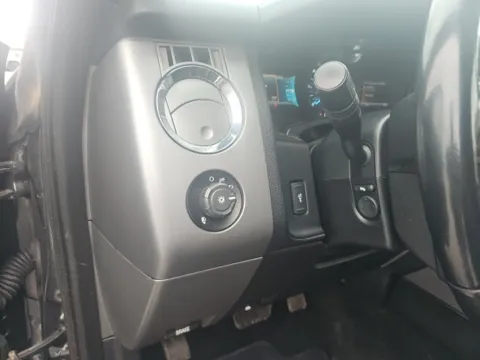 More photos of 2017 Ford Expedition EL Platinum at Lakeway Auto Sales, TN