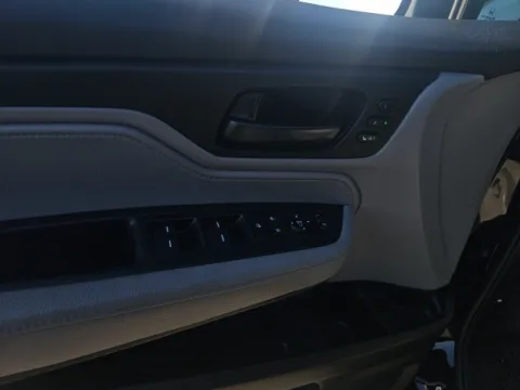 More photos of 2022 Honda Odyssey EX-L at Lakeway Auto Sales, TN