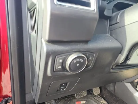 More photos of 2016 Ford F-150 XLT at Lakeway Auto Sales, TN