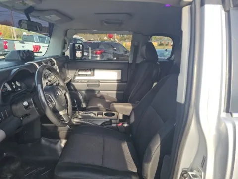 Photos of 2008 Toyota FJ Cruiser for sale in Morristown, TN at Lakeway Auto Sales