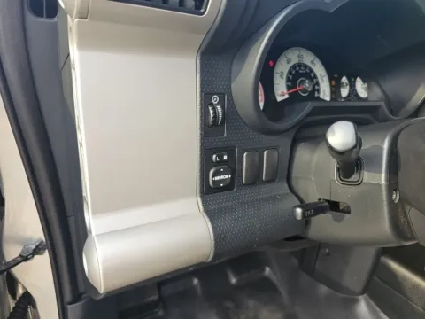 More photos of 2008 Toyota FJ Cruiser at Lakeway Auto Sales, TN