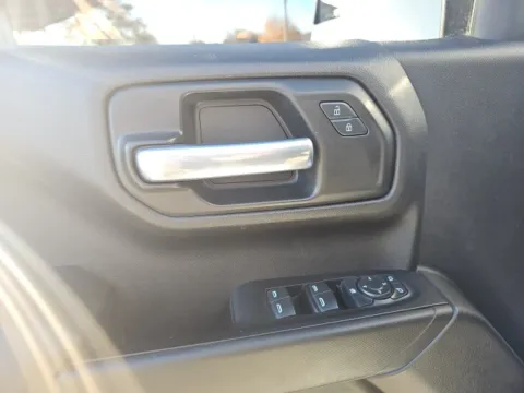 More photos of 2021 Chevrolet Silverado 1500 Custom at Lakeway Auto Sales, TN