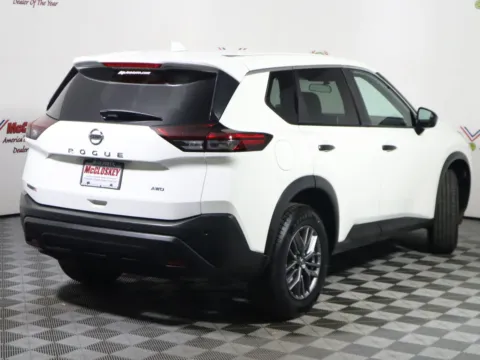 More photos of 2021 Nissan Rogue S at McCloskey Imports & 4x4s (Licensed as McCloskey Isuzu), CO