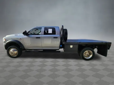 More photos of 2022 Ram 5500HD Tradesman at McCloskey Imports & 4x4s (Licensed as McCloskey Isuzu), CO
