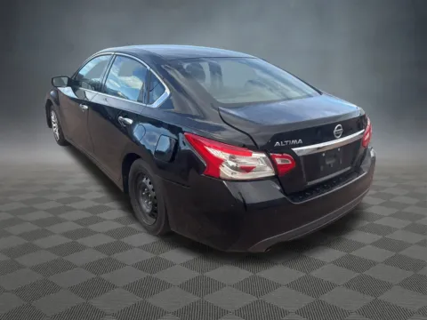 More photos of 2016 Nissan Altima 2.5 S at McCloskey Imports & 4x4s (Licensed as McCloskey Isuzu), CO