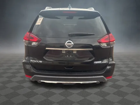 More photos of 2020 Nissan Rogue S at McCloskey Imports & 4x4s (Licensed as McCloskey Isuzu), CO