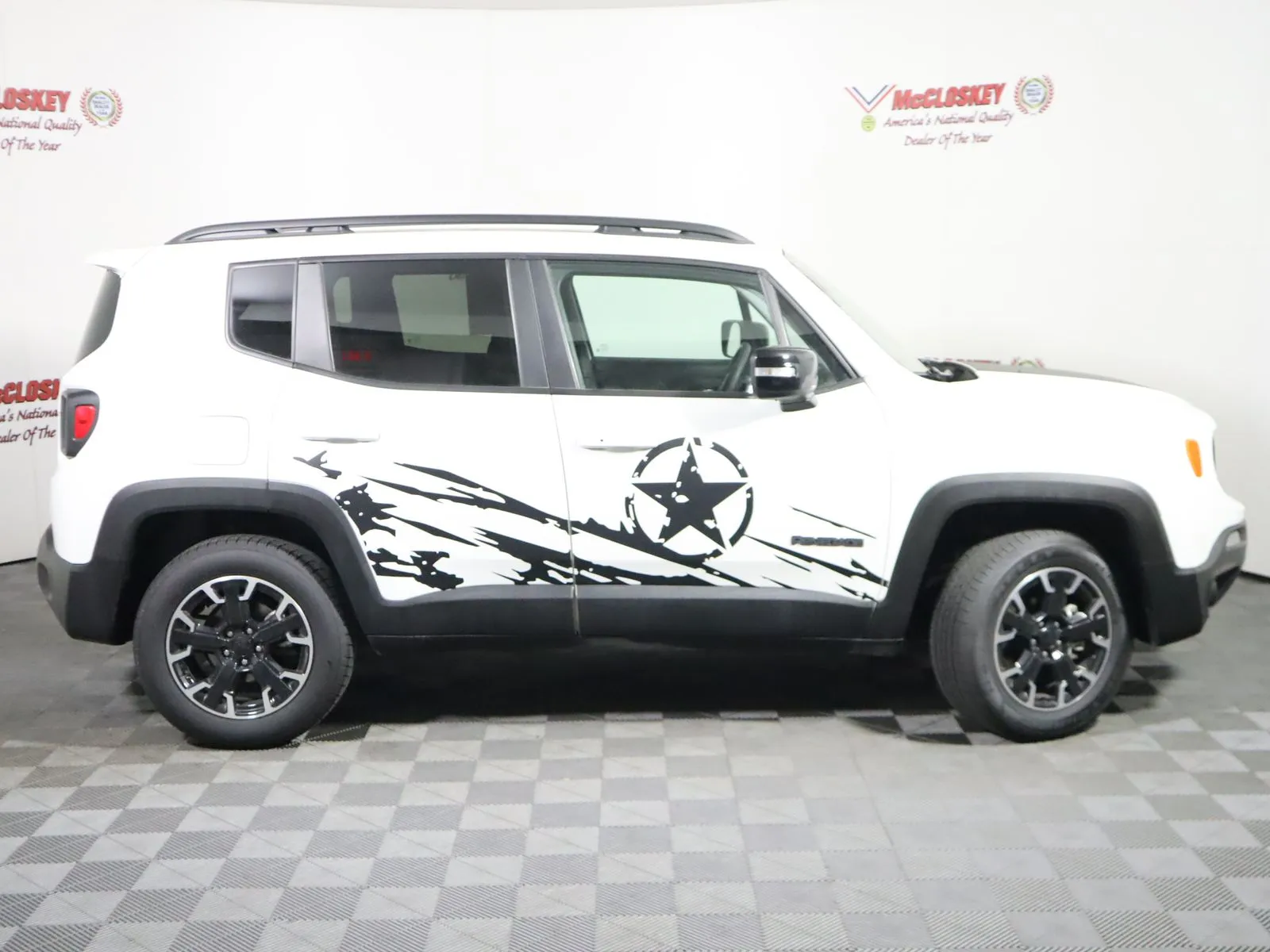 Jeep Renegade photo 3