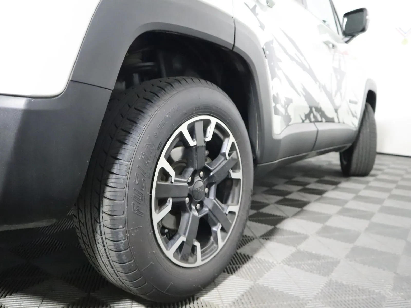Jeep Renegade photo 9