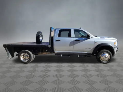 More photos of 2022 Ram 5500HD Tradesman at McCloskey Imports & 4x4s (Licensed as McCloskey Isuzu), CO