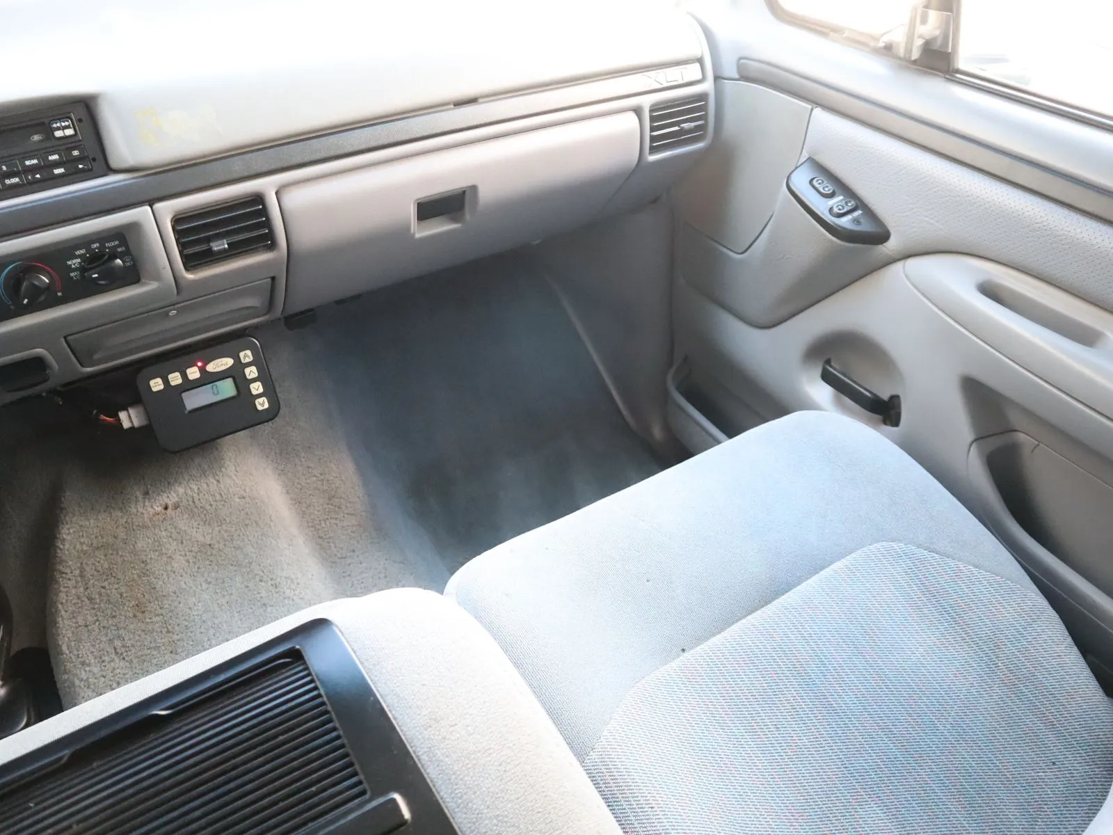 Ford F-250 photo 39