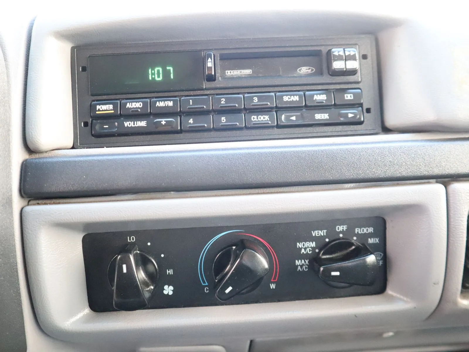 Ford F-250 photo 53