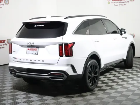 More photos of 2022 Kia Sorento SX at McCloskey Imports & 4x4s (Licensed as McCloskey Isuzu), CO