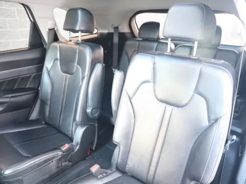 More photos of 2022 Kia Sorento SX at McCloskey Imports & 4x4s (Licensed as McCloskey Isuzu), CO