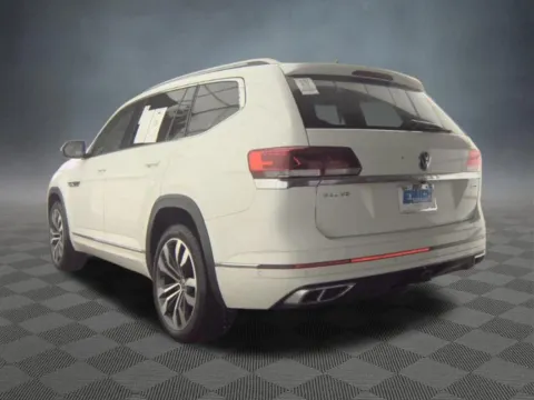 More photos of 2021 Volkswagen Atlas 3.6L V6 SEL Premium R-Line at McCloskey Imports & 4x4s (Licensed as McCloskey Isuzu), CO
