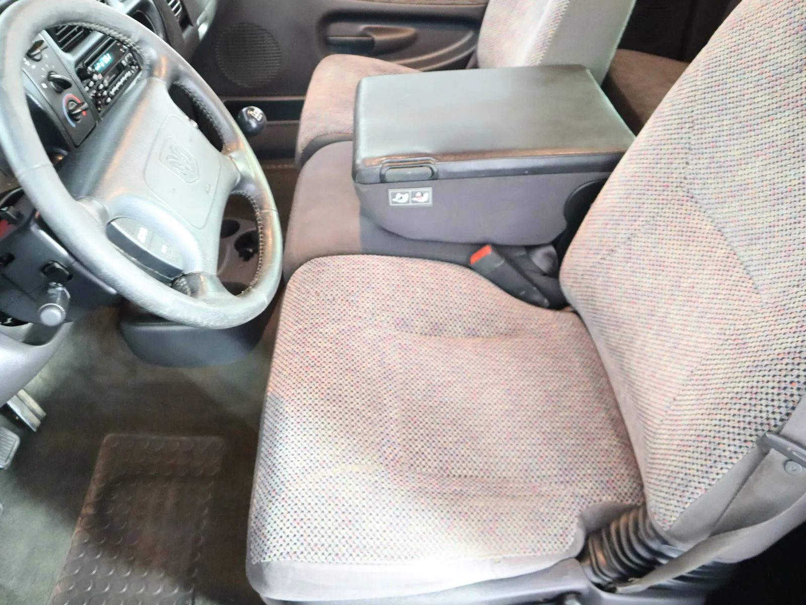 Dodge Ram photo 24