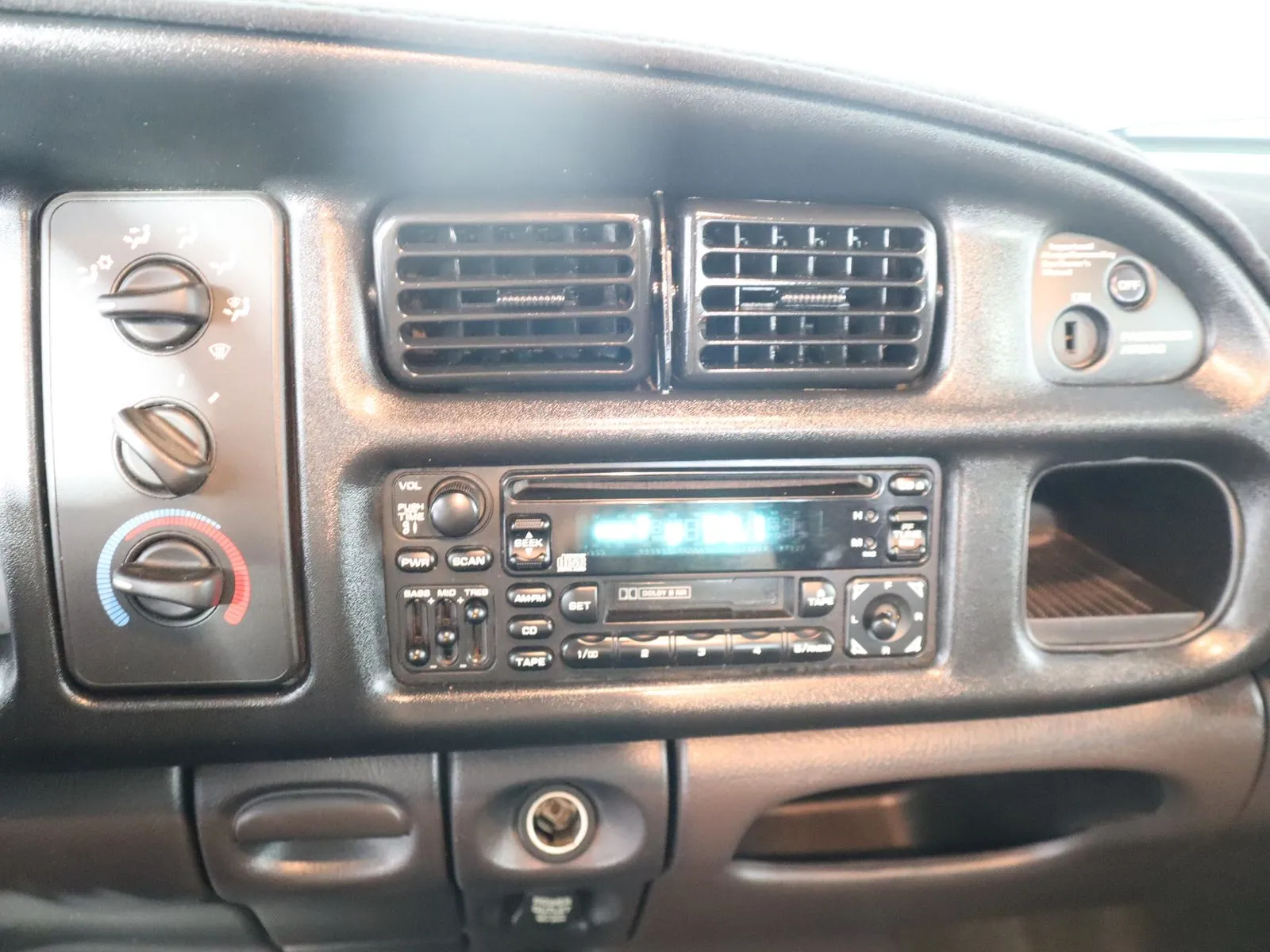 Dodge Ram photo 29