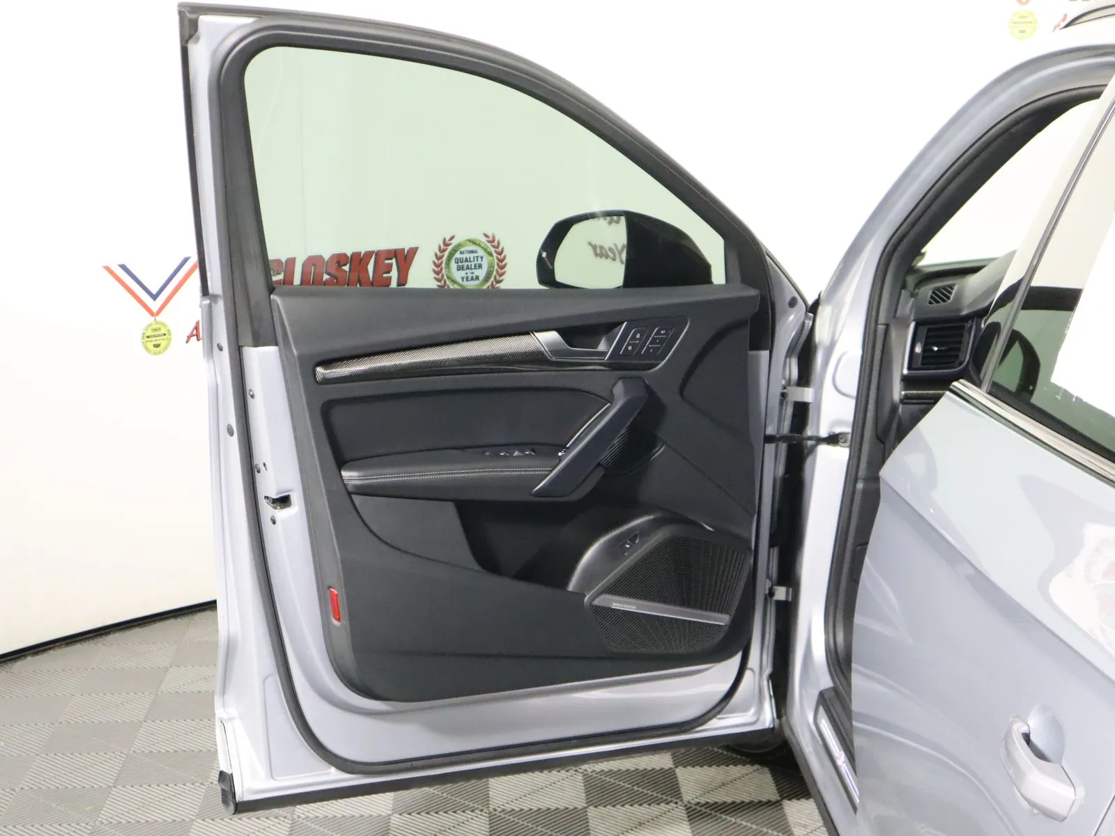 Audi SQ5 photo 23