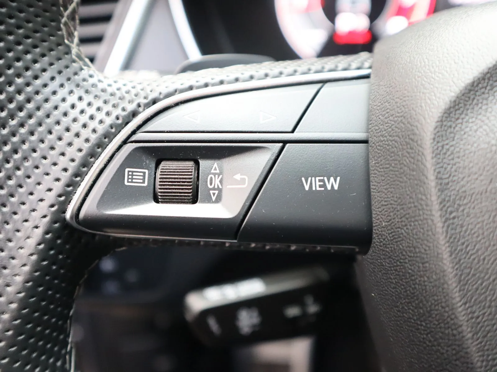 Audi SQ5 photo 35