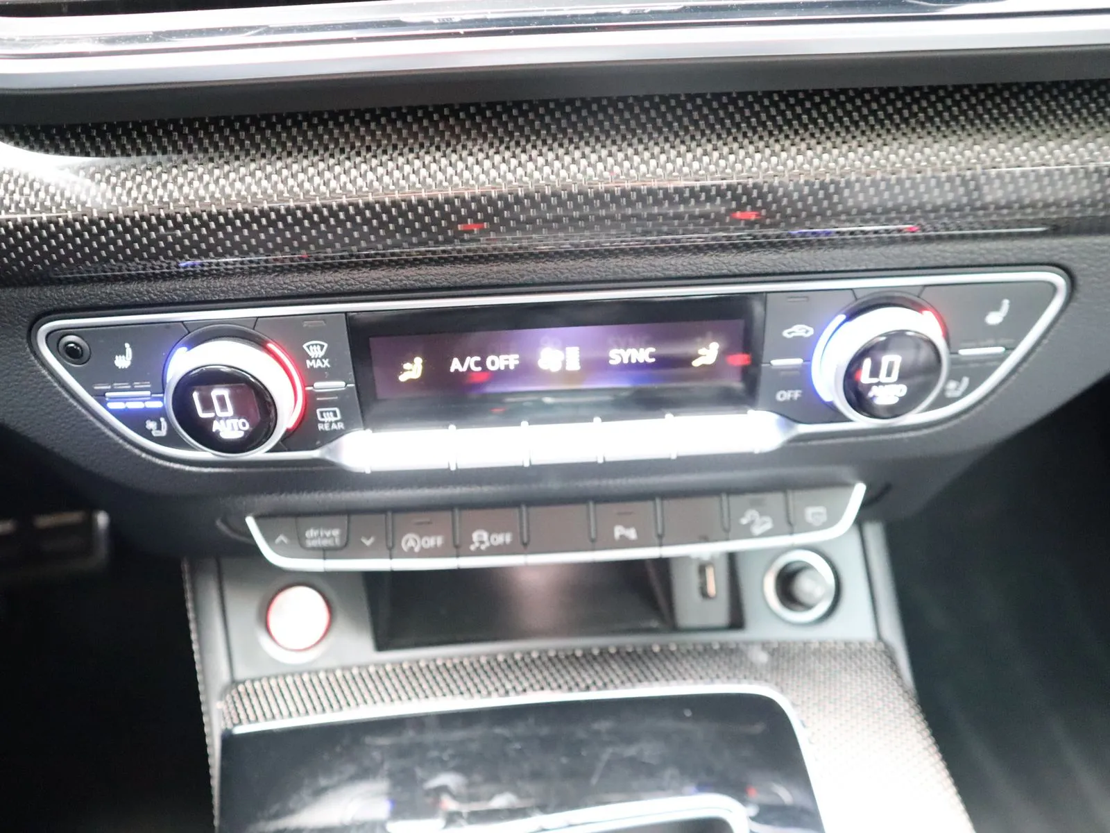 Audi SQ5 photo 40