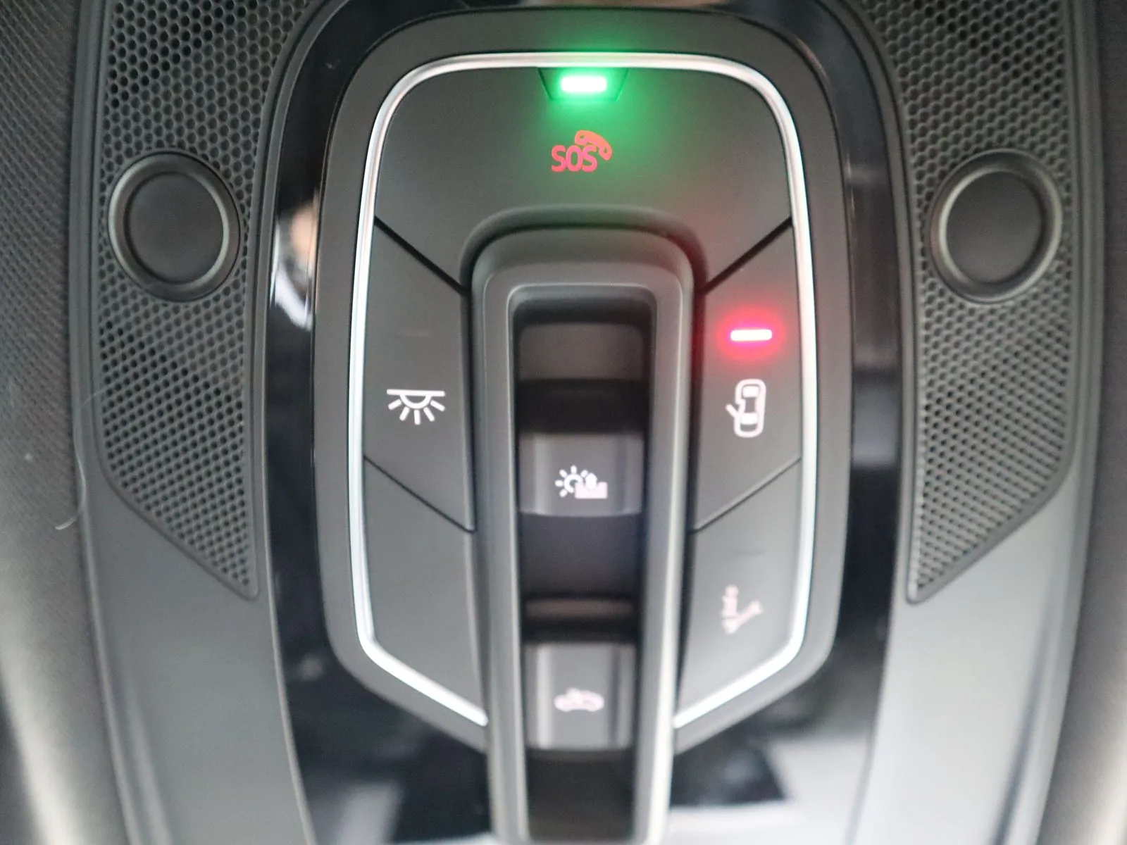 Audi SQ5 photo 46