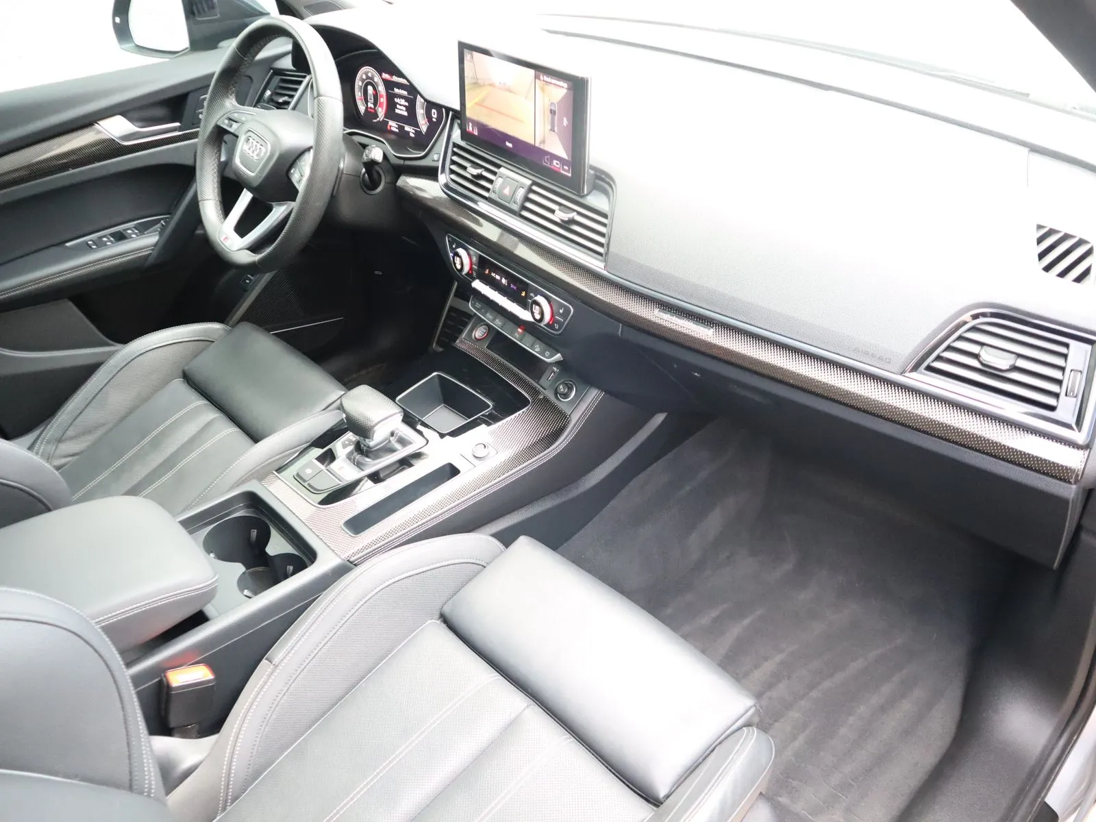 Audi SQ5 photo 55